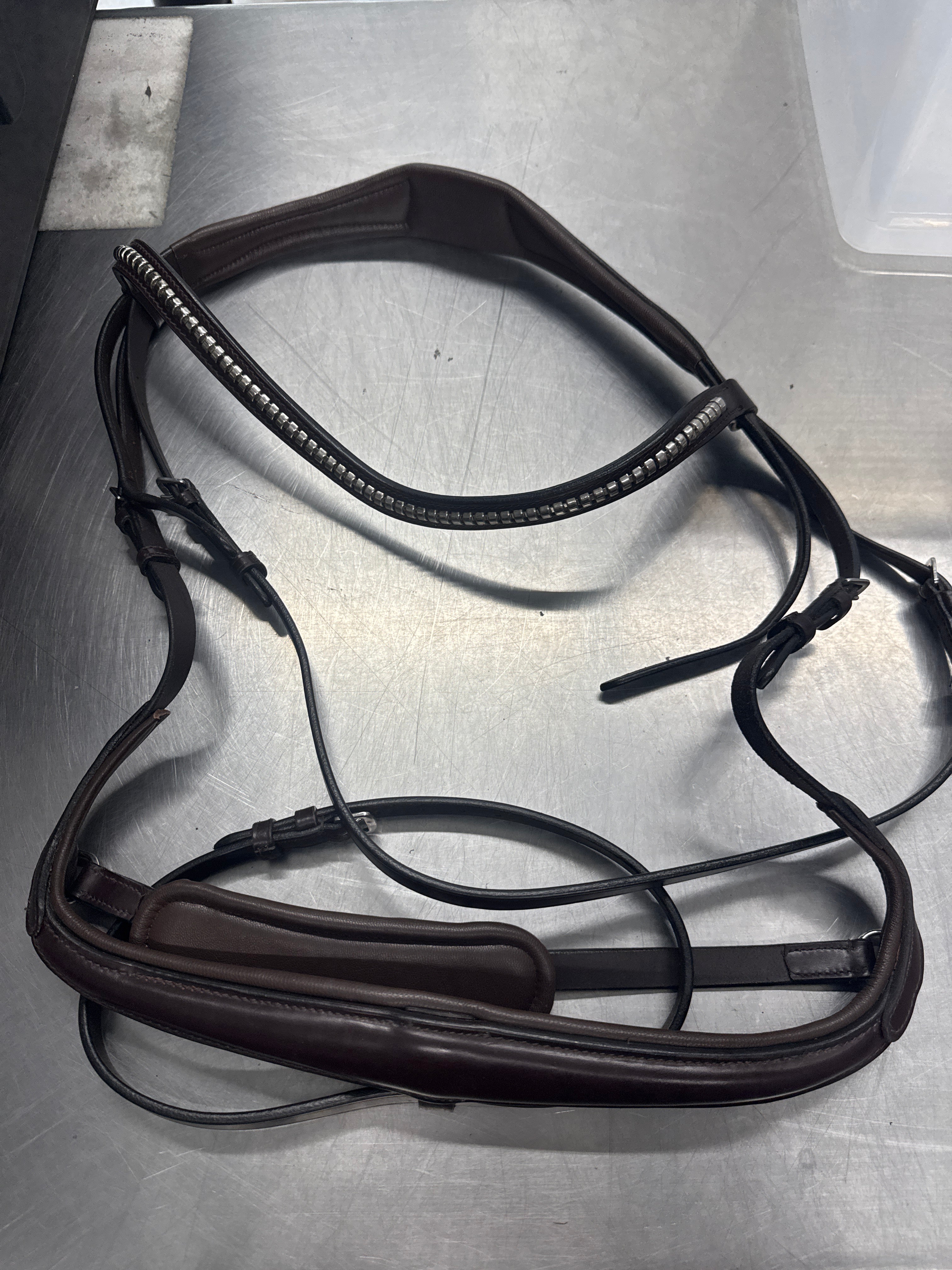 XF With Removable Flash and Clincher Browband in Brown