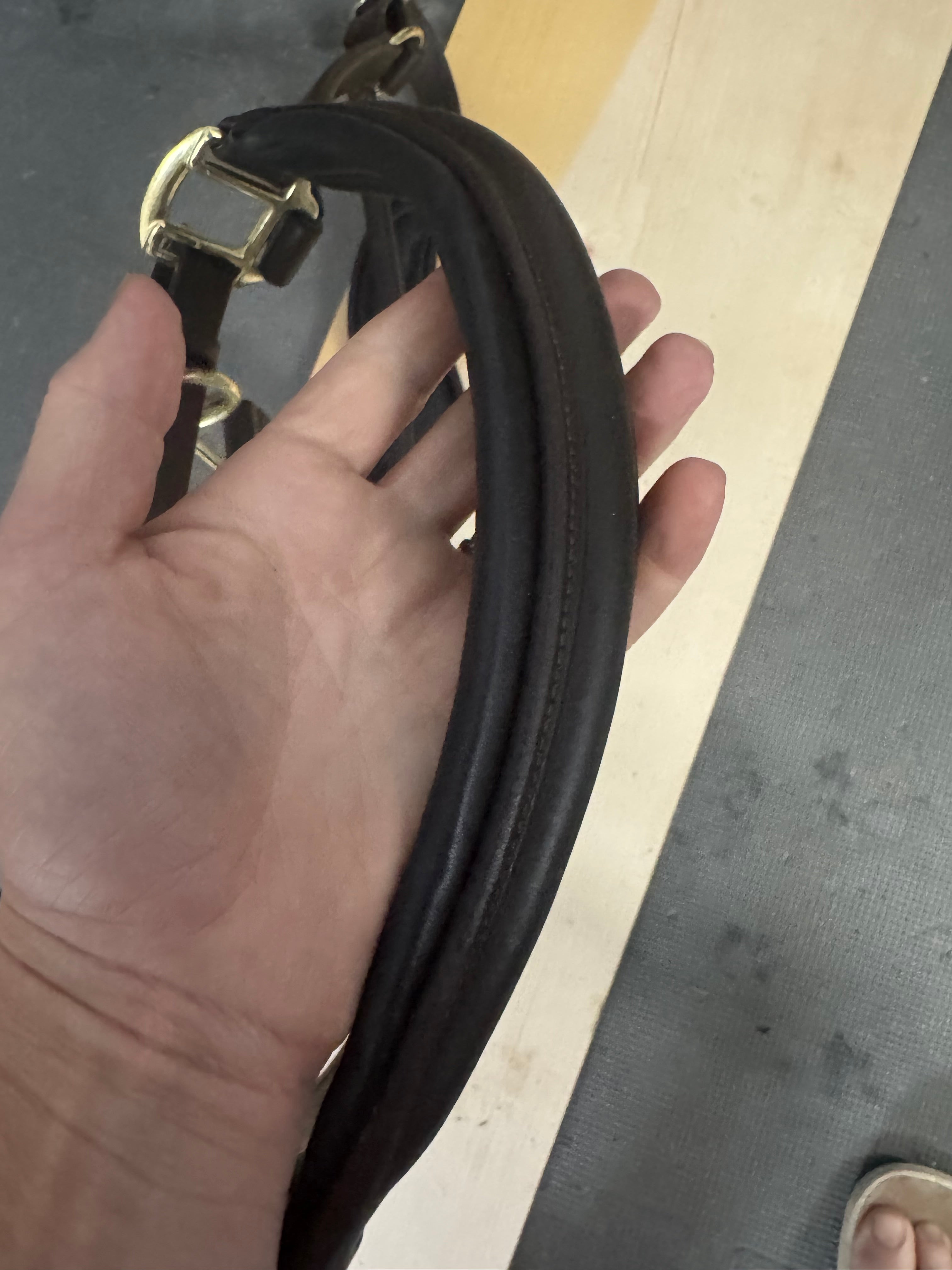 Oversize Ergonomics Halter Samples