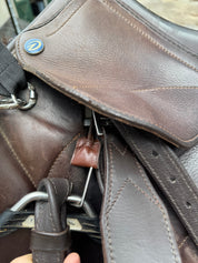 Stability Stirrup Leathers with Stirrup Security Hook